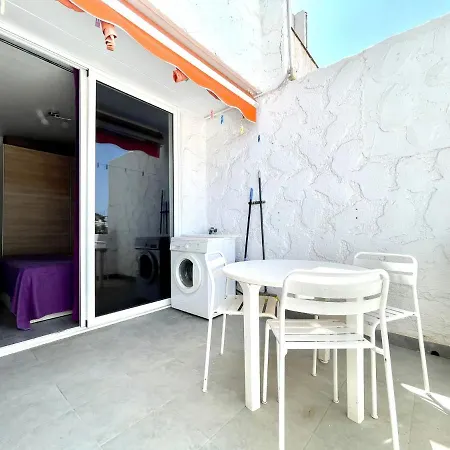 Cozy With Kitchen, Wifi, Pool In Tenerife South Costa Del Silencio