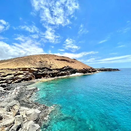 Cozy With Kitchen, Wifi, Pool In Tenerife South *