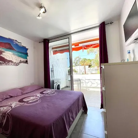 Cozy With Kitchen, Wifi, Pool In Tenerife South דירה *